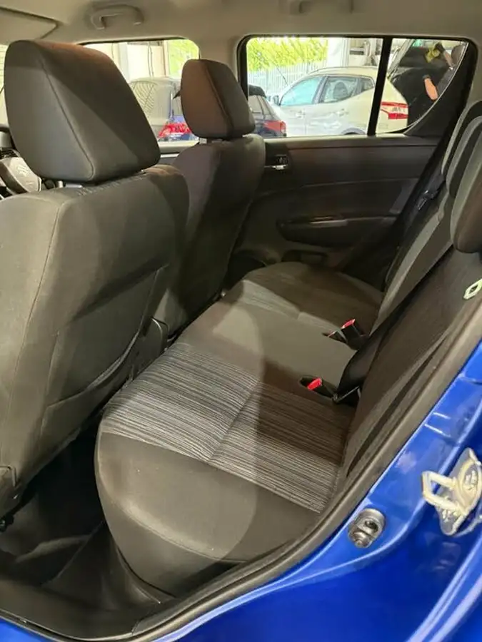 2014-suzuki-swift-12-sz4-94ps-nav-5d-at-big-13