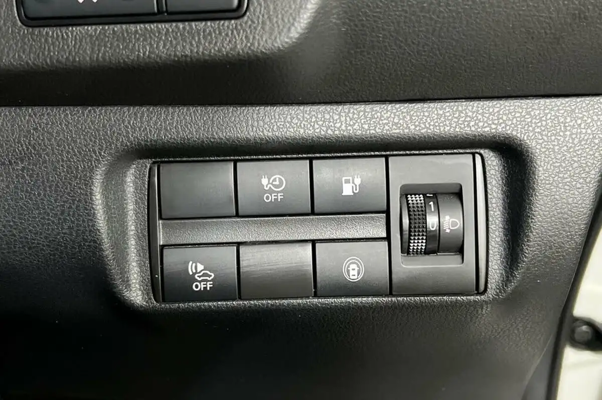 2019-nissan-leaf-e-acenta-big-30