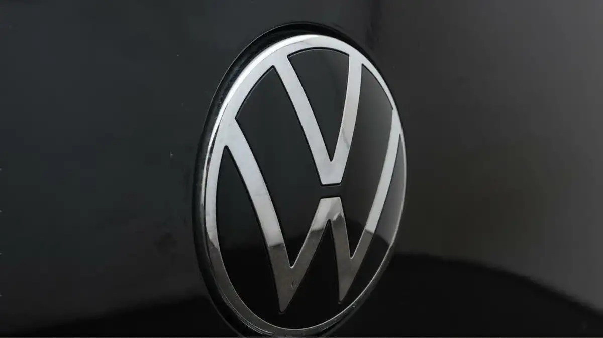 2021-volkswagen-golf-15-tsi-style-150ps-hatchback-big-22