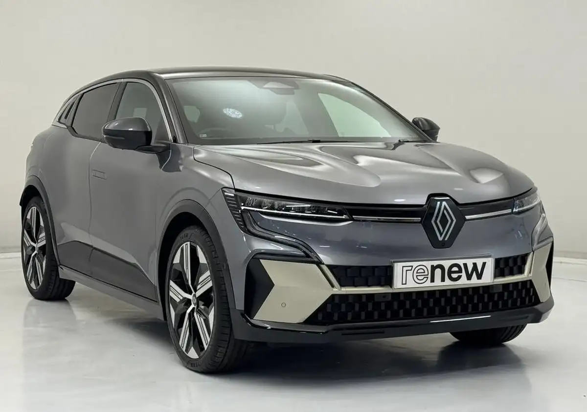 2025-renault-megane-e-tech-e-iconic-big-0