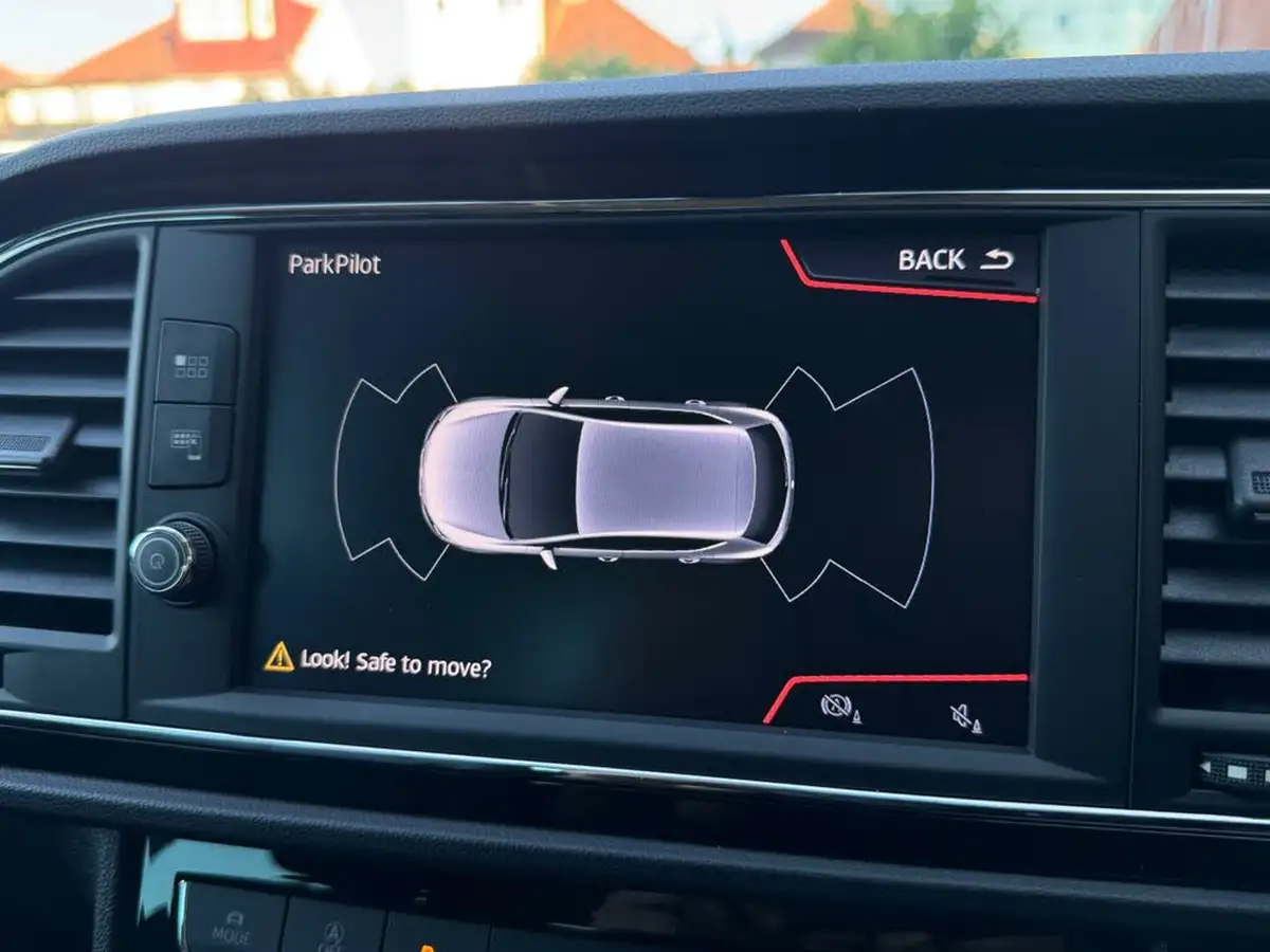 2019-seat-leon-15-tsi-evo-fr-sport-150ps-hatchback-dsg-big-3