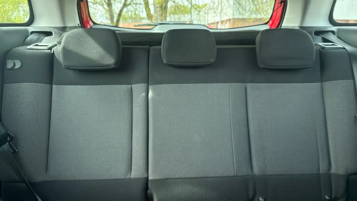 2018-citroen-c3-aircross-12-puretech-feel-110ps-ss-eat6-big-24