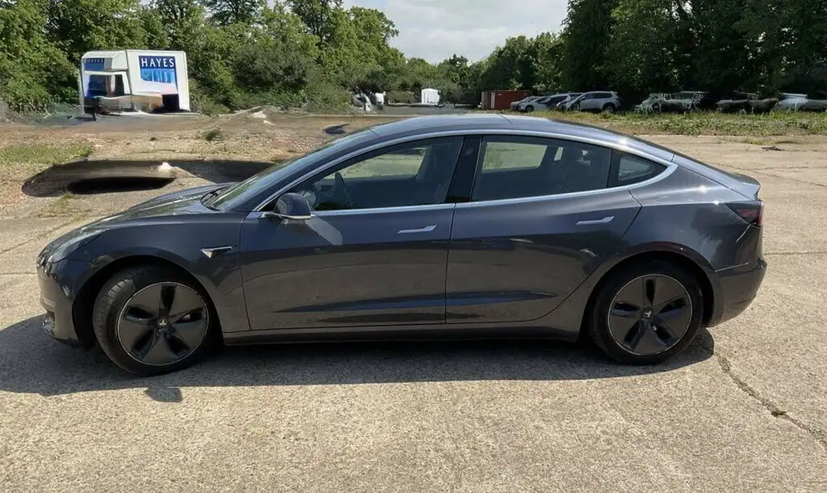 2020-tesla-model-3-e-long-range-big-5