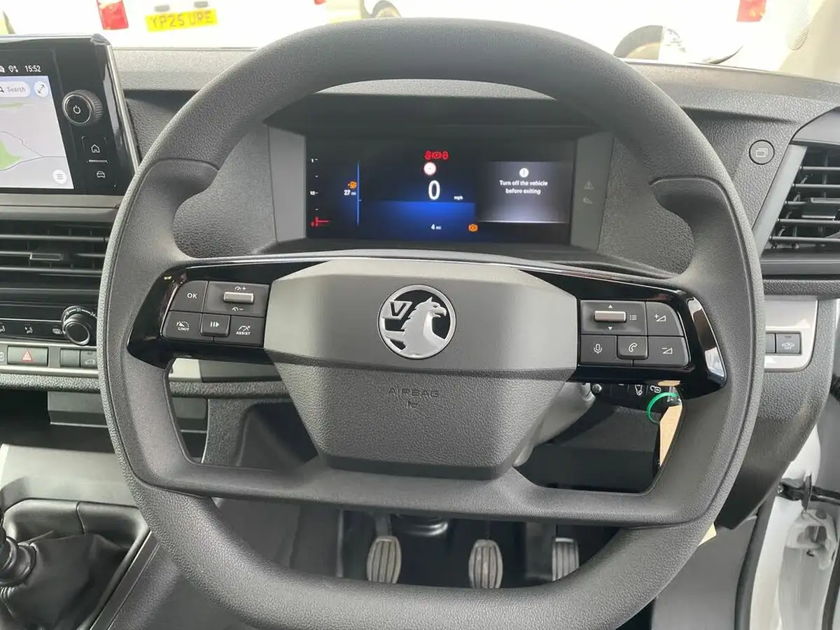 2024-vauxhall-vivaro-15td-xl-pro-big-31