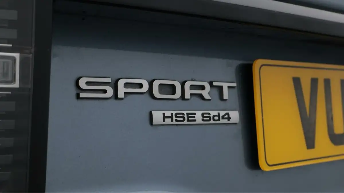 2019-land-rover-discovery-sport-20sd4-hse-big-22