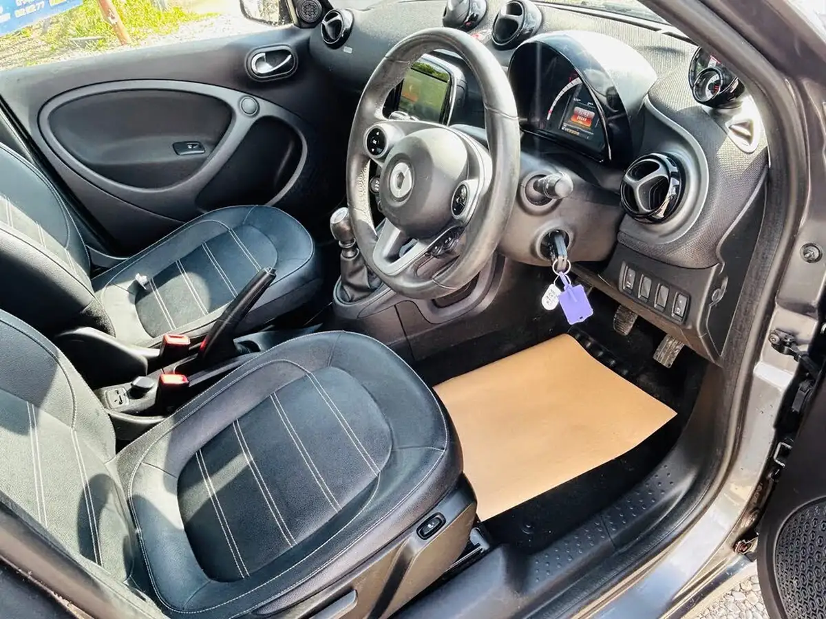 2016-smart-forfour-09-prime-premium-plusss-big-2