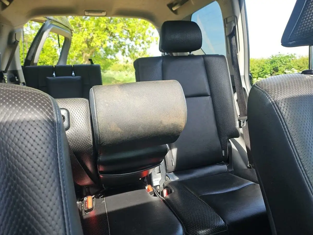 2013-toyota-land-cruiser-30td-lc5-big-23