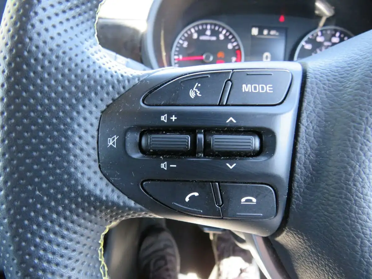2022-kia-picanto-10-x-line-auto-seq-big-19