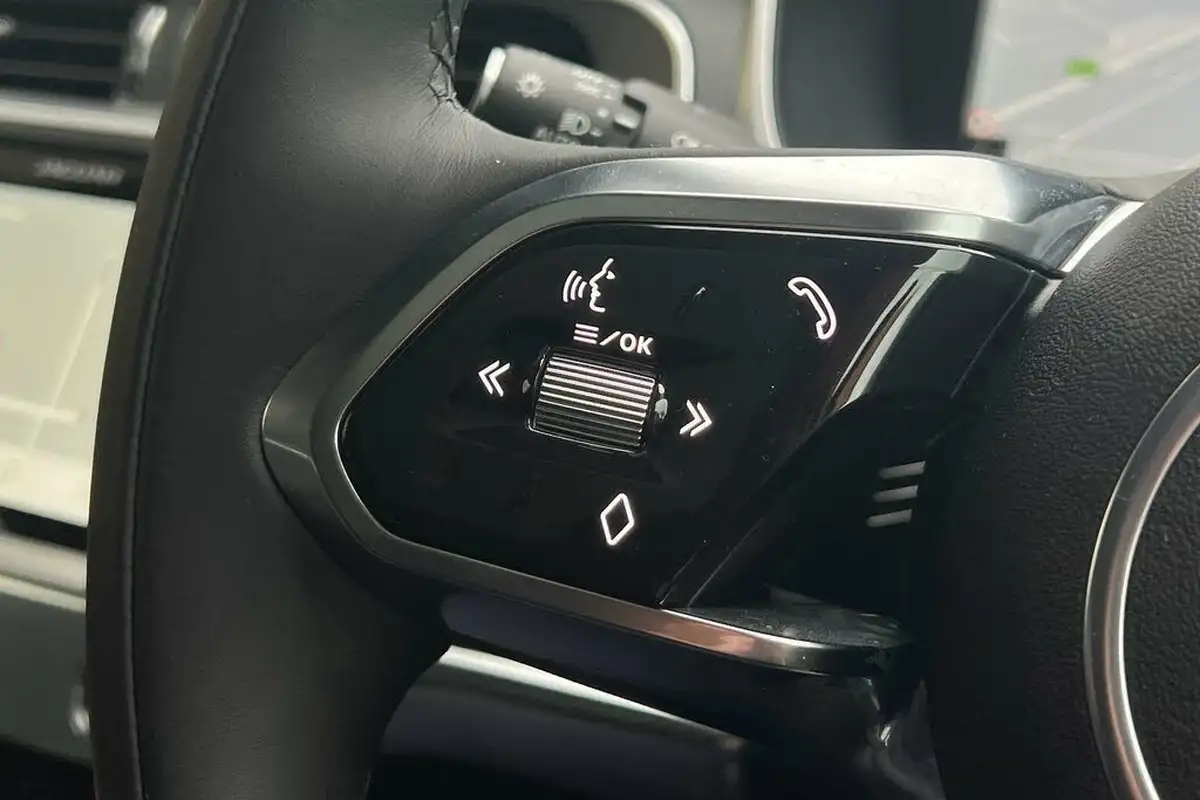 2024-jaguar-i-pace-ev400-400-sport-big-41
