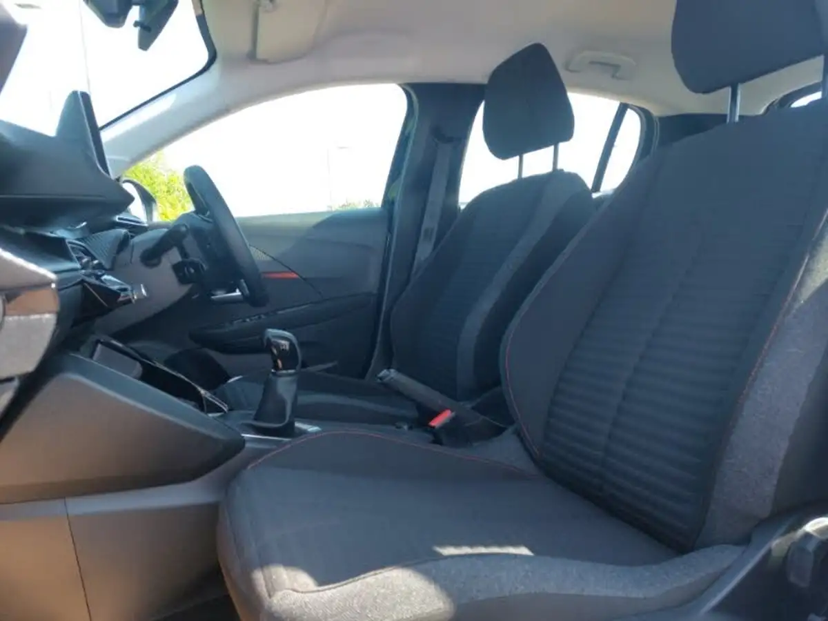 2022-peugeot-208-12-puretech-active-premium-75bhp-big-4