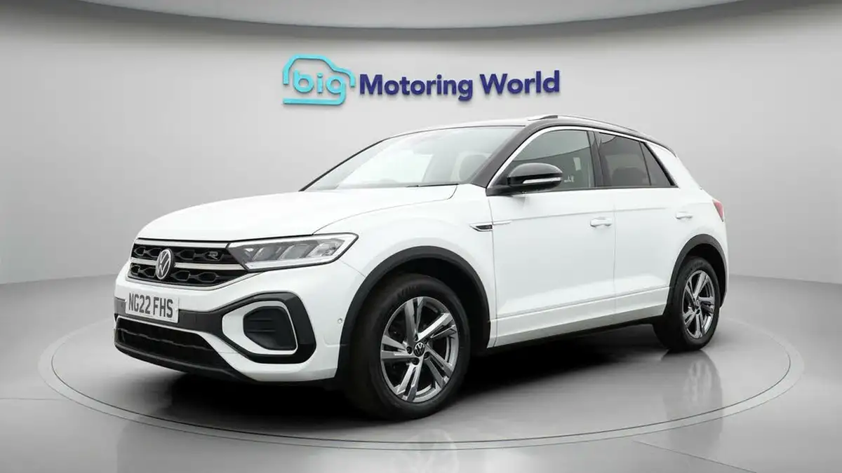 2022-volkswagen-t-roc-15-tsi-r-line-hatchback-5d-big-2