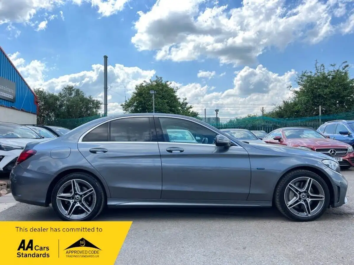 2021-mercedes-benz-c-class-20d-c300de-amg-line-edition-saloon-4d-big-5