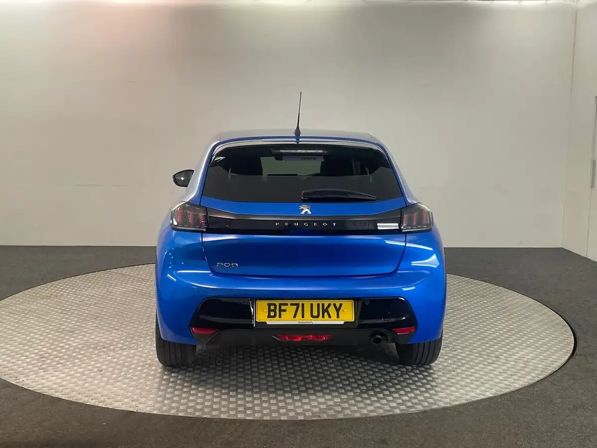 2021-peugeot-208-12-puretech-allure-100bhp-big-6