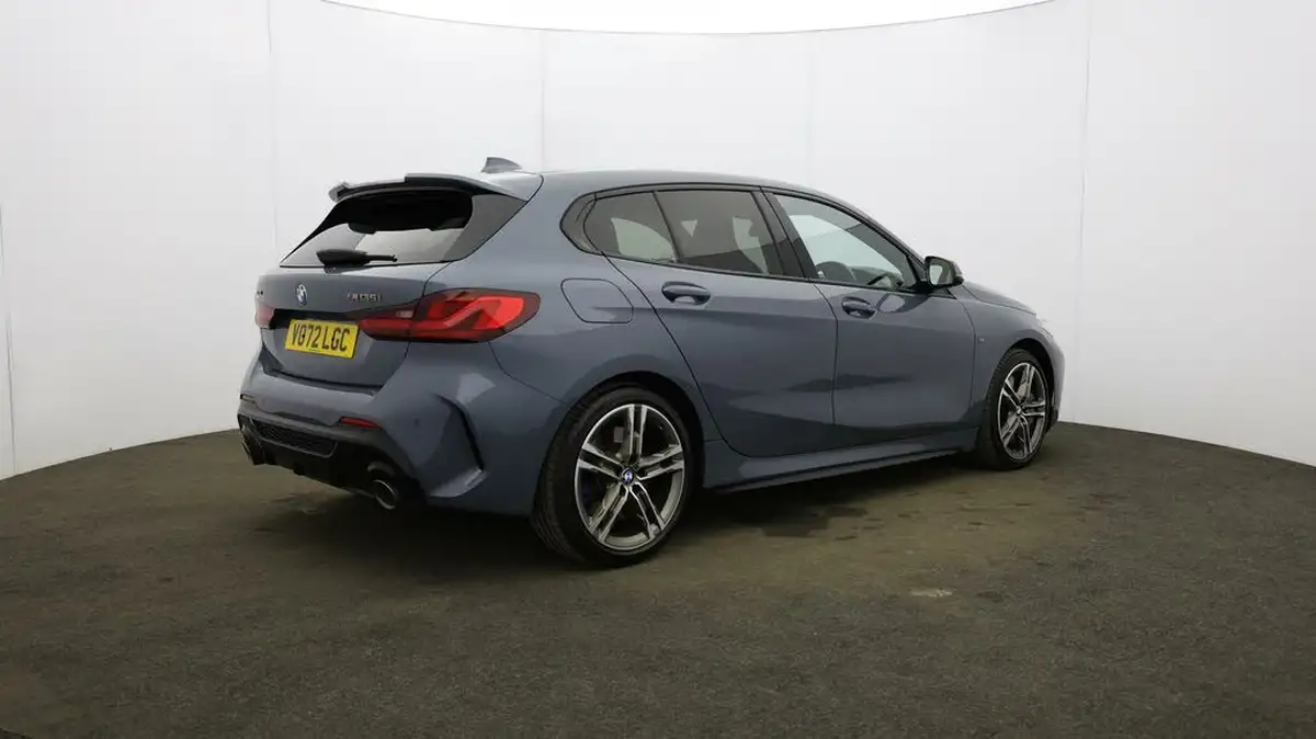 2022-bmw-1-series-20-m135i-xdrive-big-49