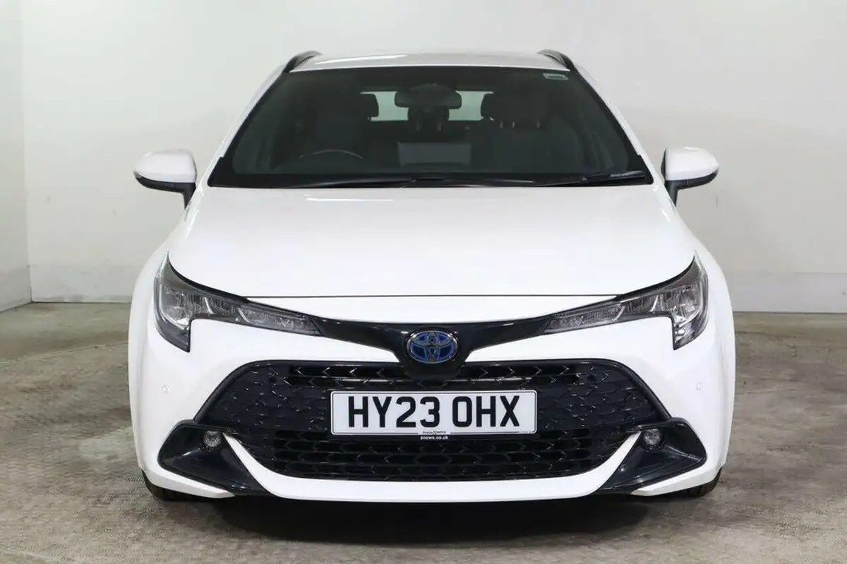 2023-toyota-corolla-18-vvt-i-icon-138bhp-touring-sports-5d-big-4