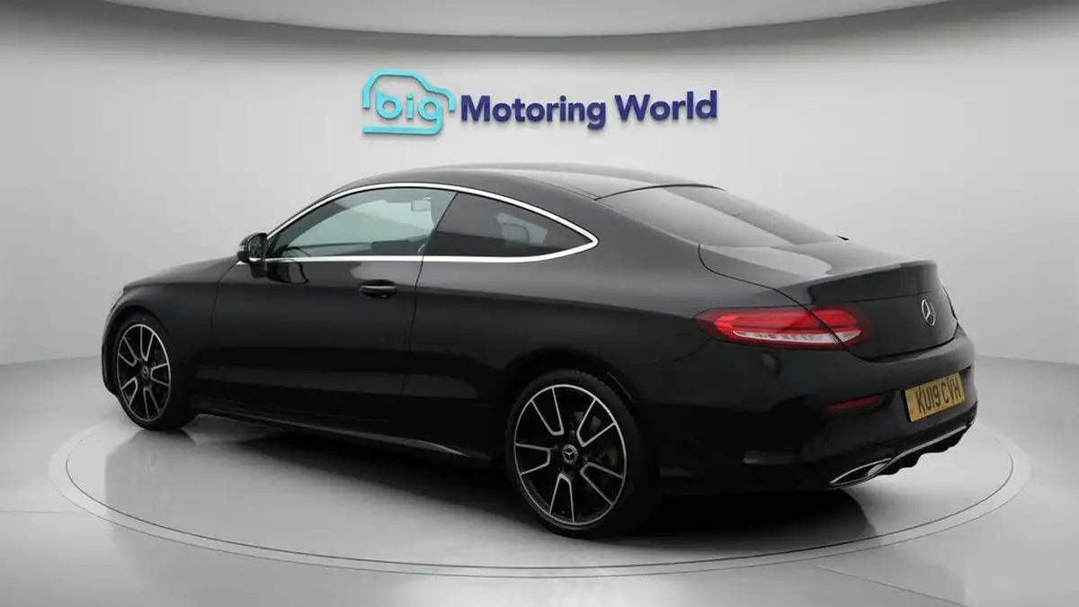 2019-mercedes-benz-c-class-20d-c300d-amg-line-244ps-premium-coupe-2d-big-5