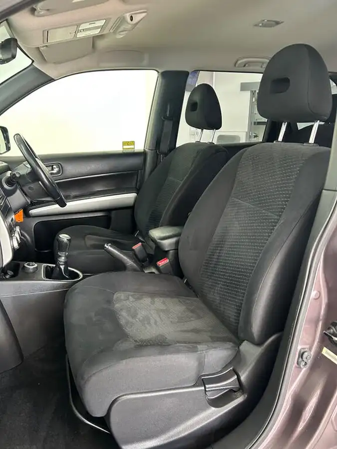 2013-nissan-x-trail-20td-acenta-big-11