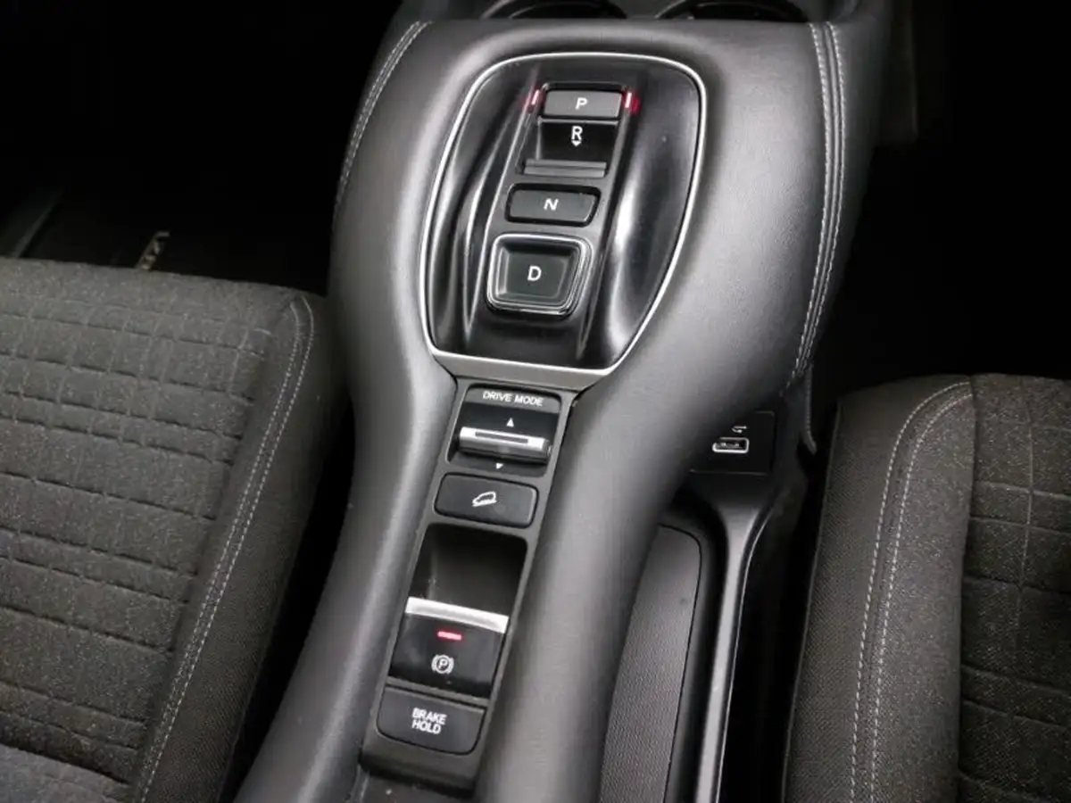 2024-honda-zr-v-20-i-mmd-elegance-big-14