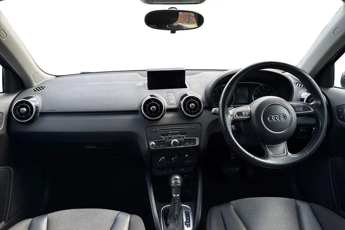 2017-audi-a1-14-tfsi-sportback-5d-s-tronic-big-15