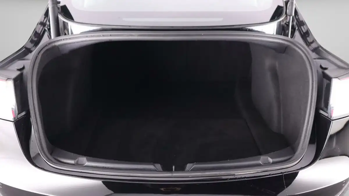 2021-tesla-model-3-e-long-range-awd-big-16