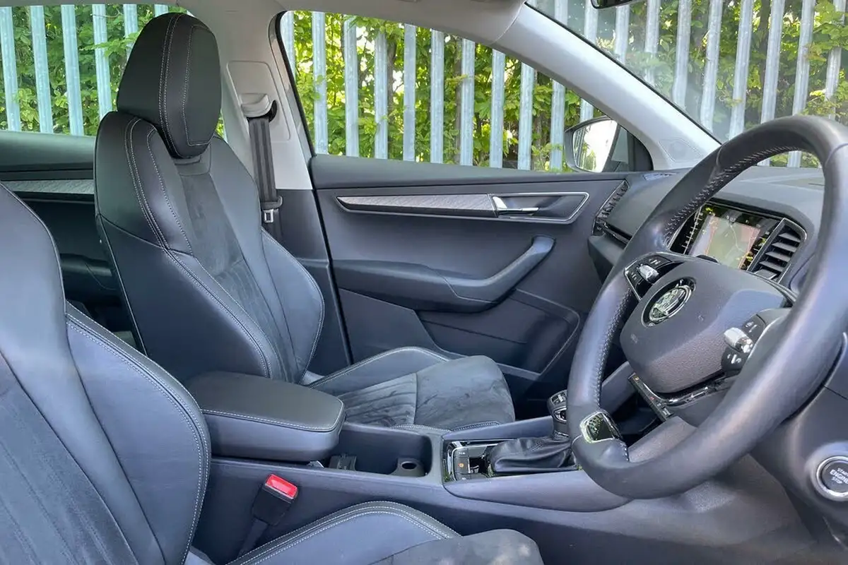 2023-skoda-karoq-15-tsi-se-l-dsg-big-24