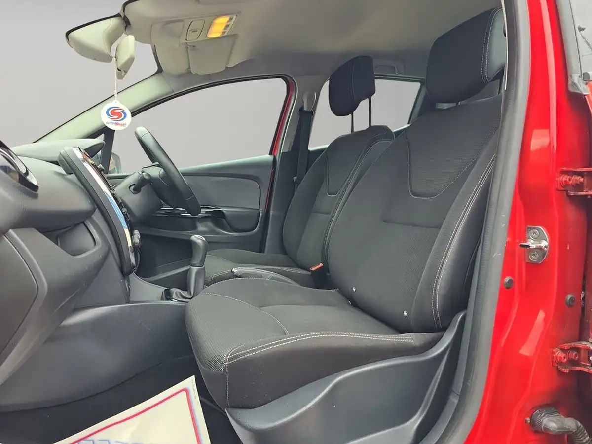 2013-renault-clio-12-dynamique-big-28