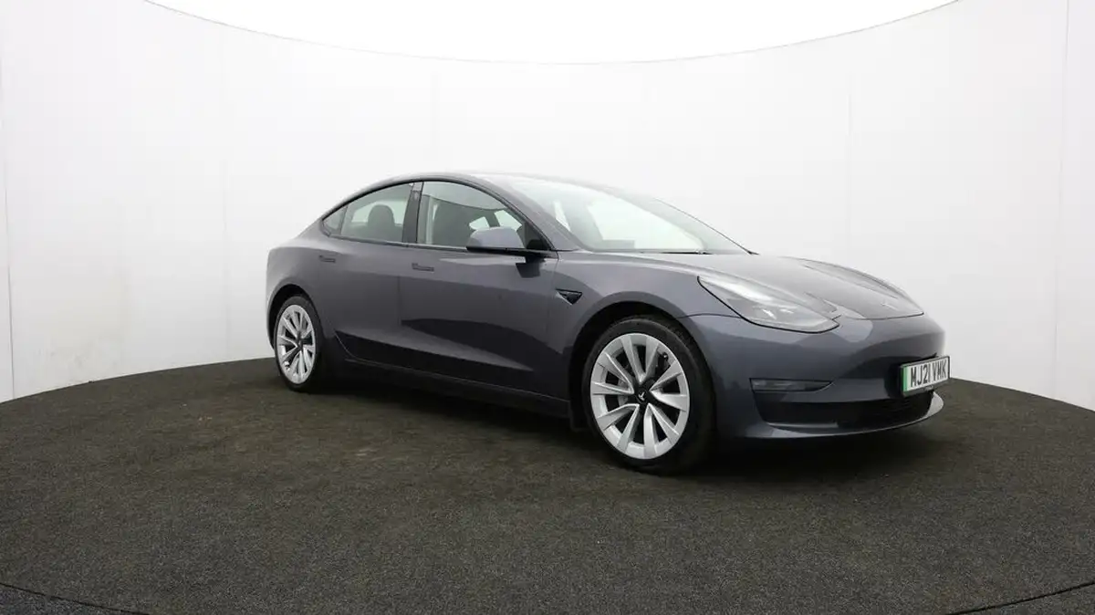 2021-tesla-model-3-e-long-range-4x4-big-48