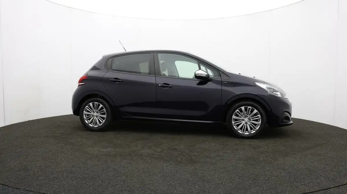 2019-peugeot-208-12-puretech-signature-big-41