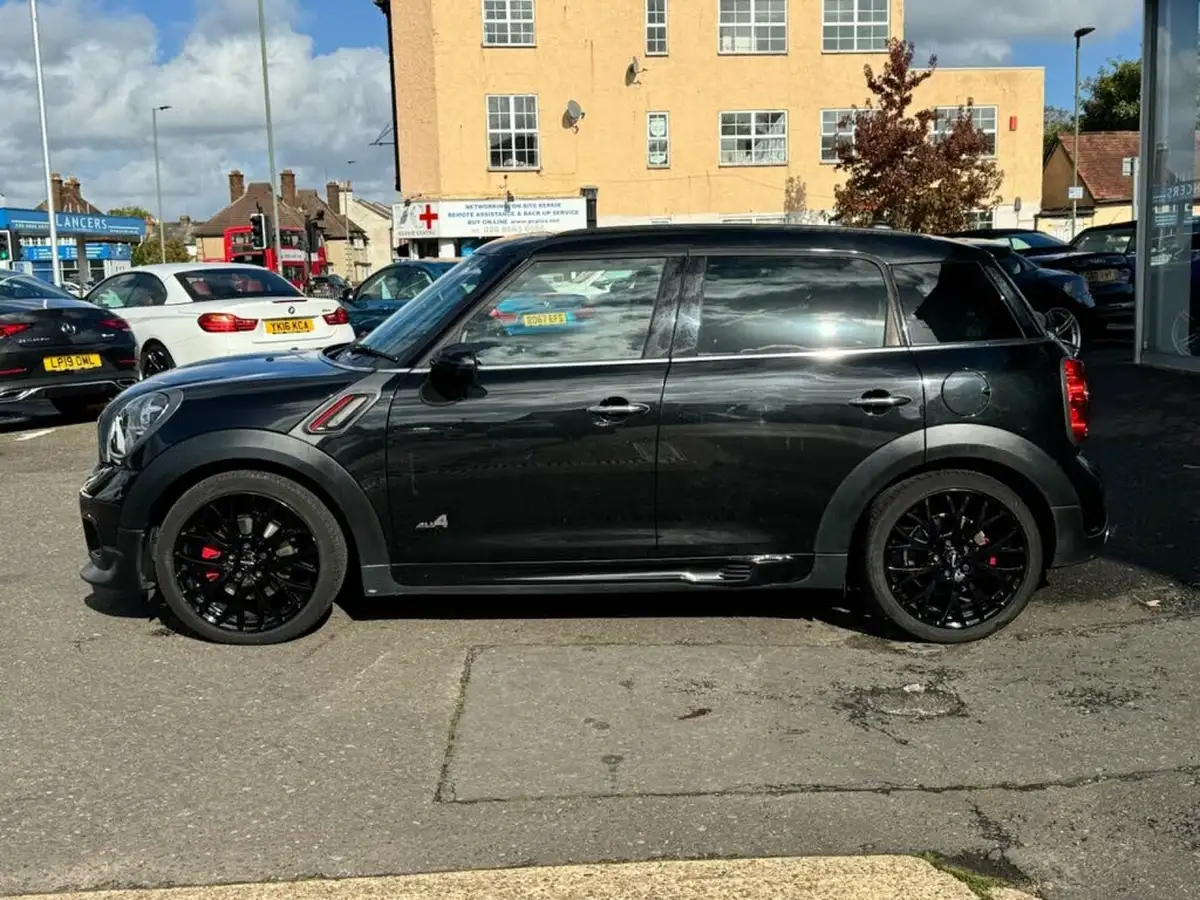 2014-mini-countryman-16-john-cooper-works-big-6