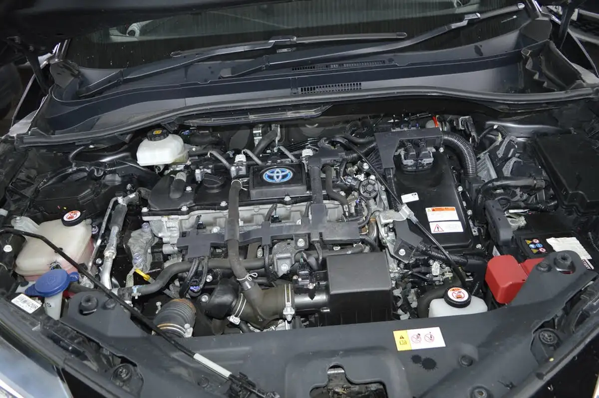 2020-toyota-c-hr-18-vvt-i-icon-parking-pack-big-18