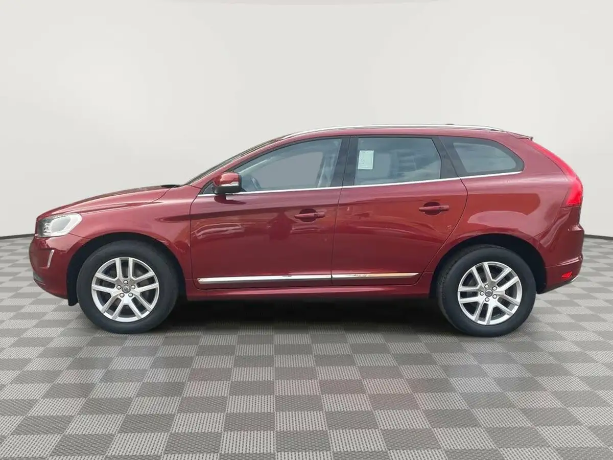 2016-volvo-xc60-20td-d4-se-lux-nav-big-4