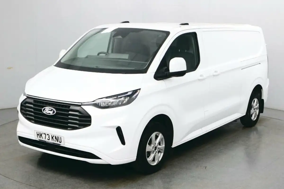 2024-ford-transit-custom-20tdci-320-l2h1-limited-136pseu6e-panel-van-1996cc-auto-big-0