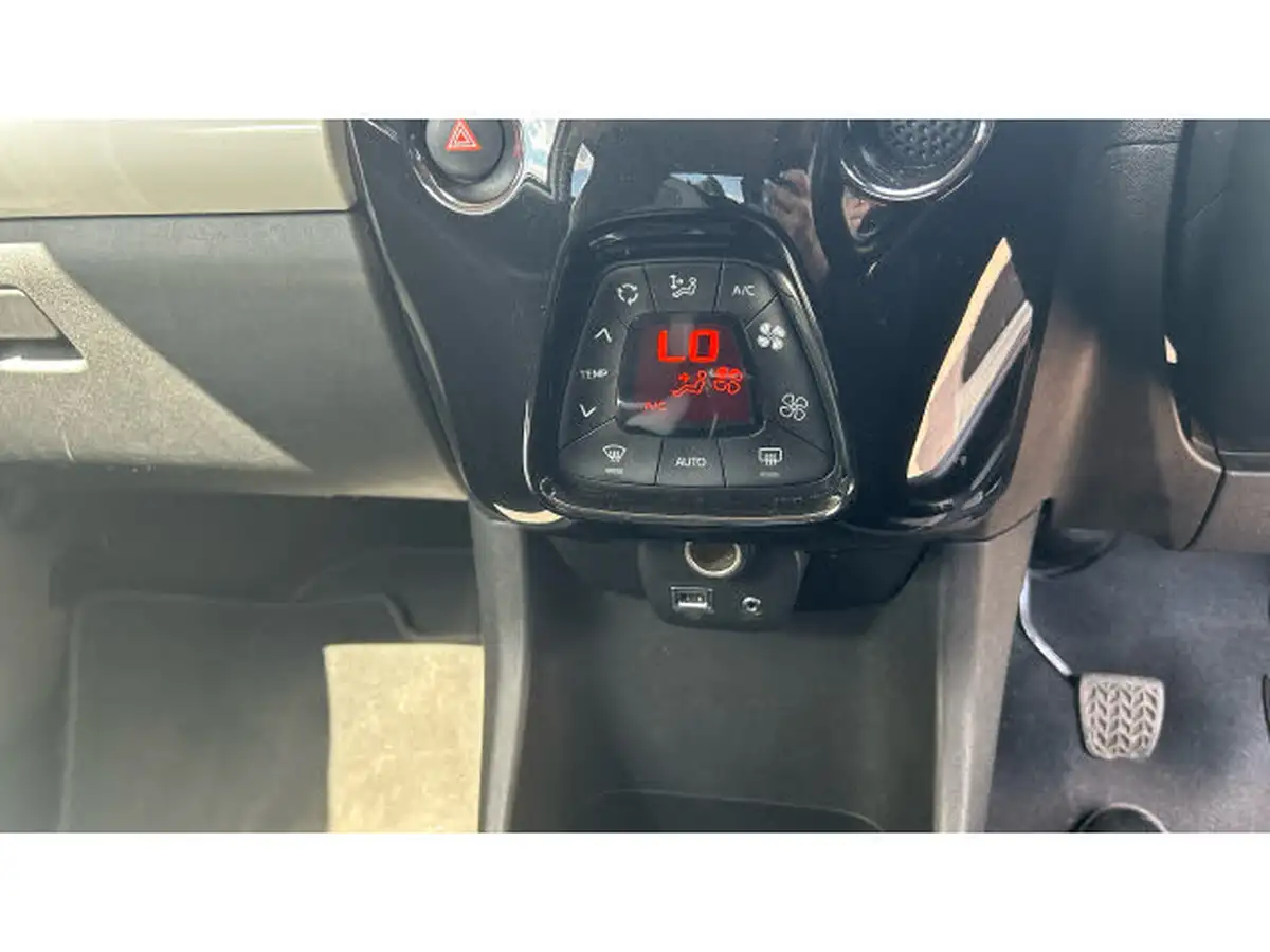 2018-toyota-aygo-10-vvt-i-x-style-71bhp-big-29
