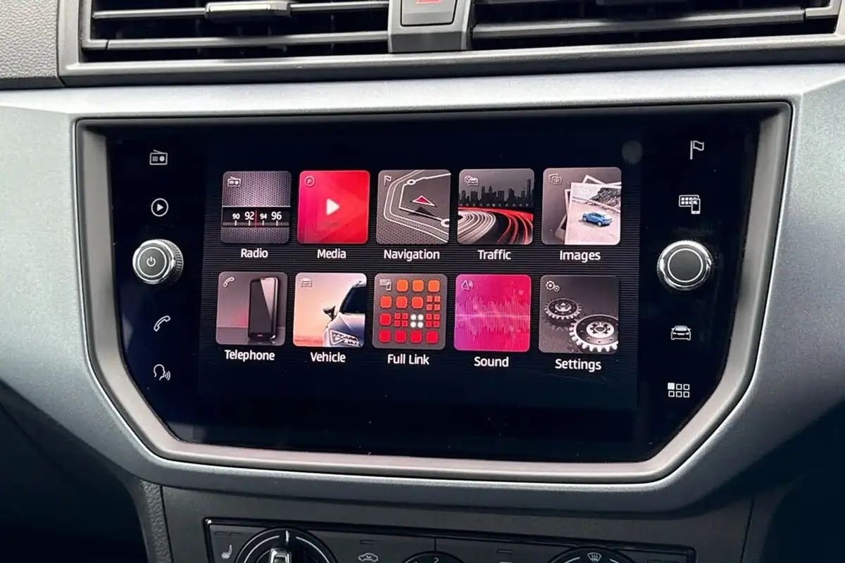 2019-seat-arona-16tdi-se-technology-lux-115ps-ss-big-16