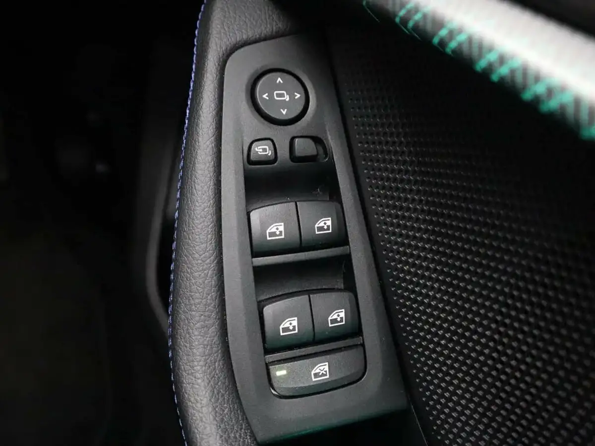 2022-bmw-1-series-15-118i-m-sport-lcp-dct-big-37