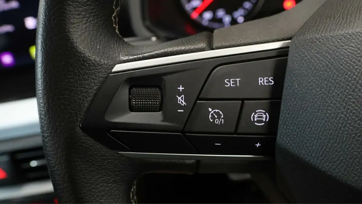 2021-seat-ibiza-10-tsi-se-technology-big-20
