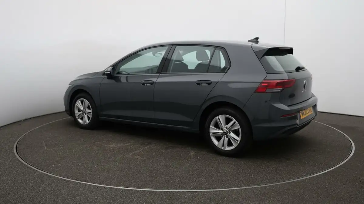 2022-volkswagen-golf-15-tsi-life-130ps-hatchback-big-34