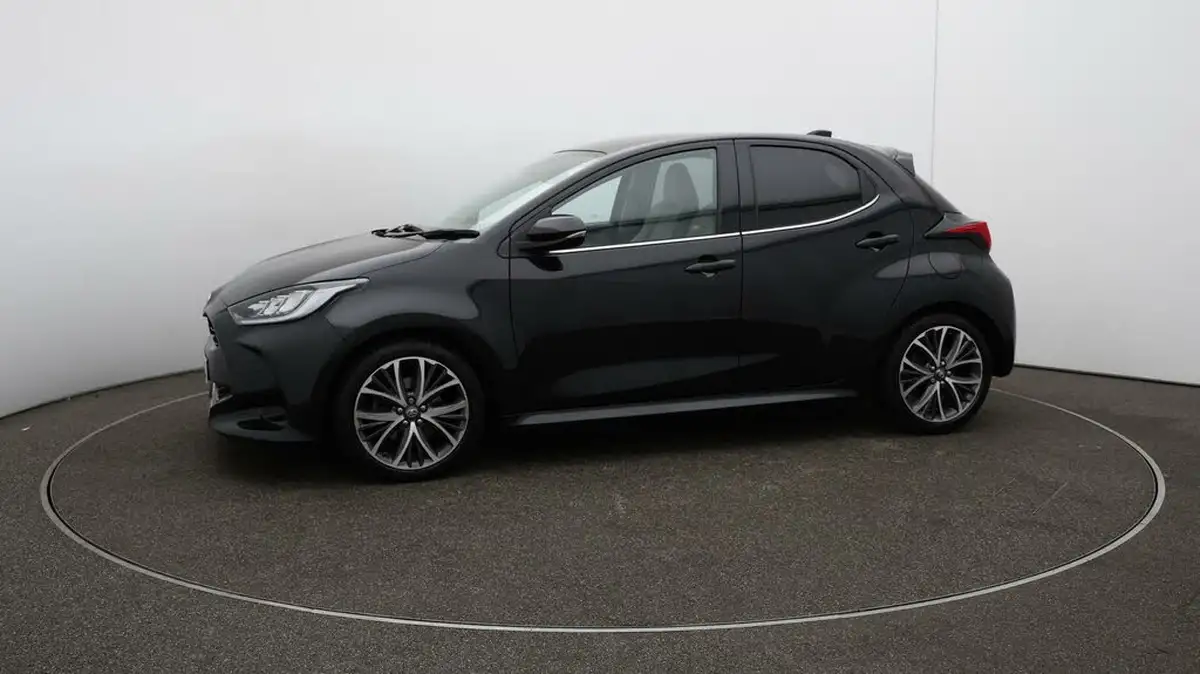 2022-toyota-yaris-15-vvt-i-excel-big-64