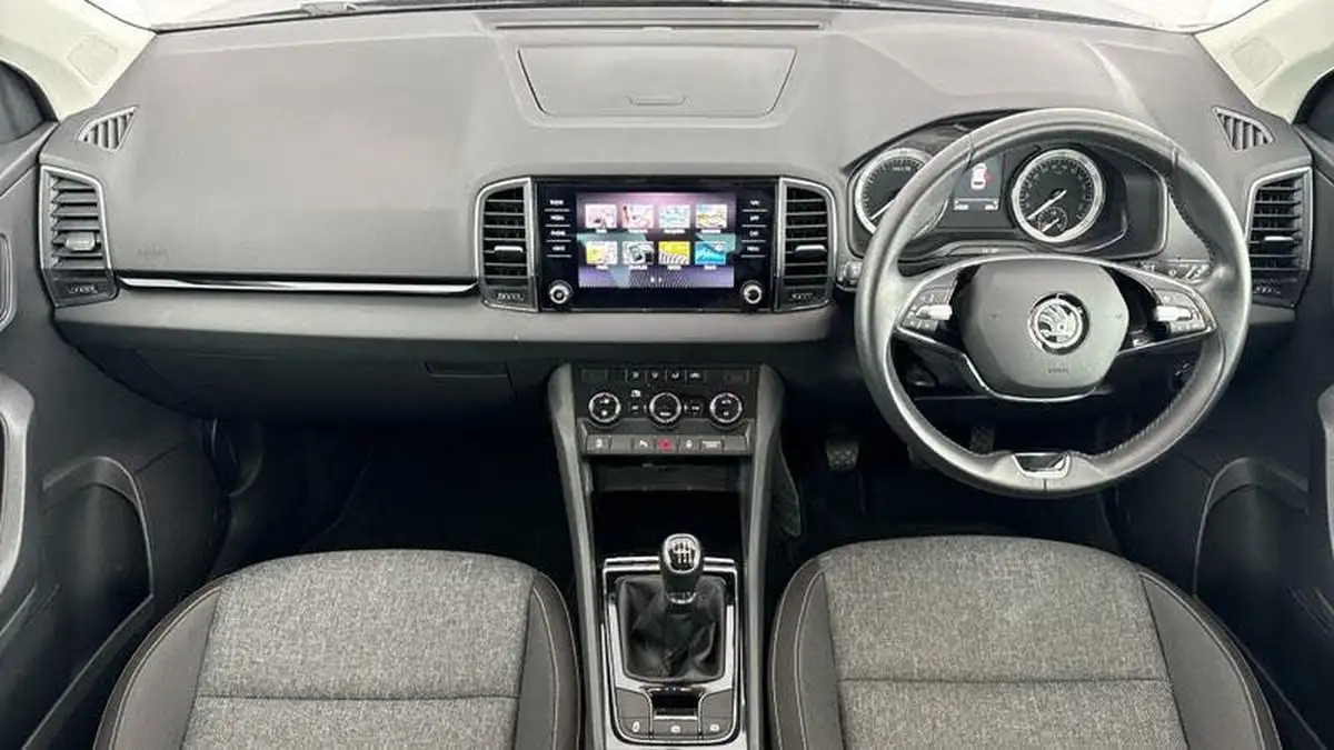 2021-skoda-karoq-15-tsi-se-drive-big-7