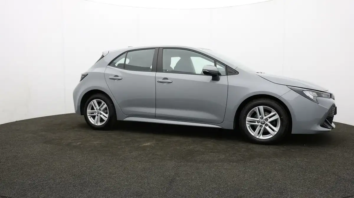 2022-toyota-corolla-18-vvt-i-icon-120bhp-trk-hatchback-5d-big-41