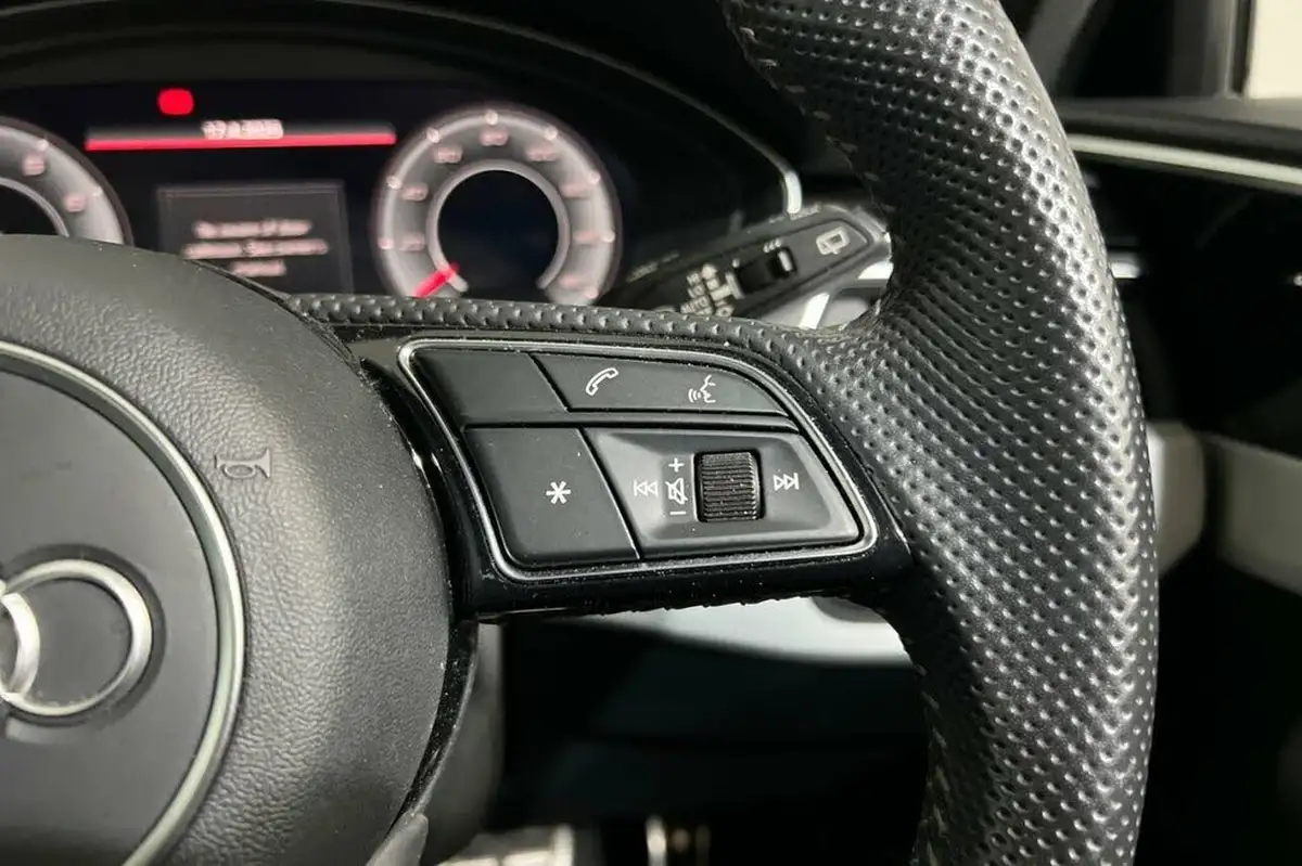 2019-audi-a4-avant-20-40-tfsi-sport-big-25