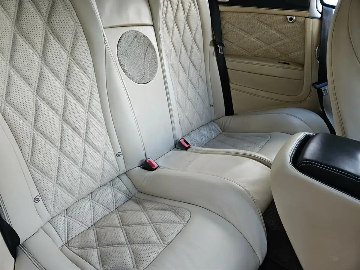 2013-bentley-continental-40-gtc-v8-big-17