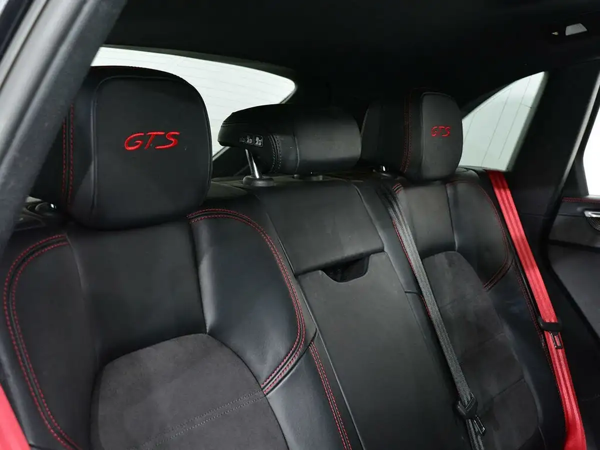 2018-porsche-macan-30-gts-big-19