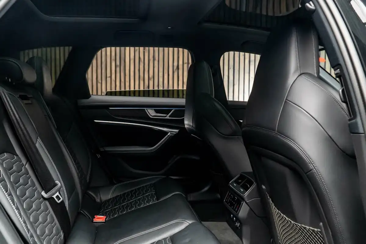 2020-audi-rs6-avant-40-tfsi-vorsprung-big-44