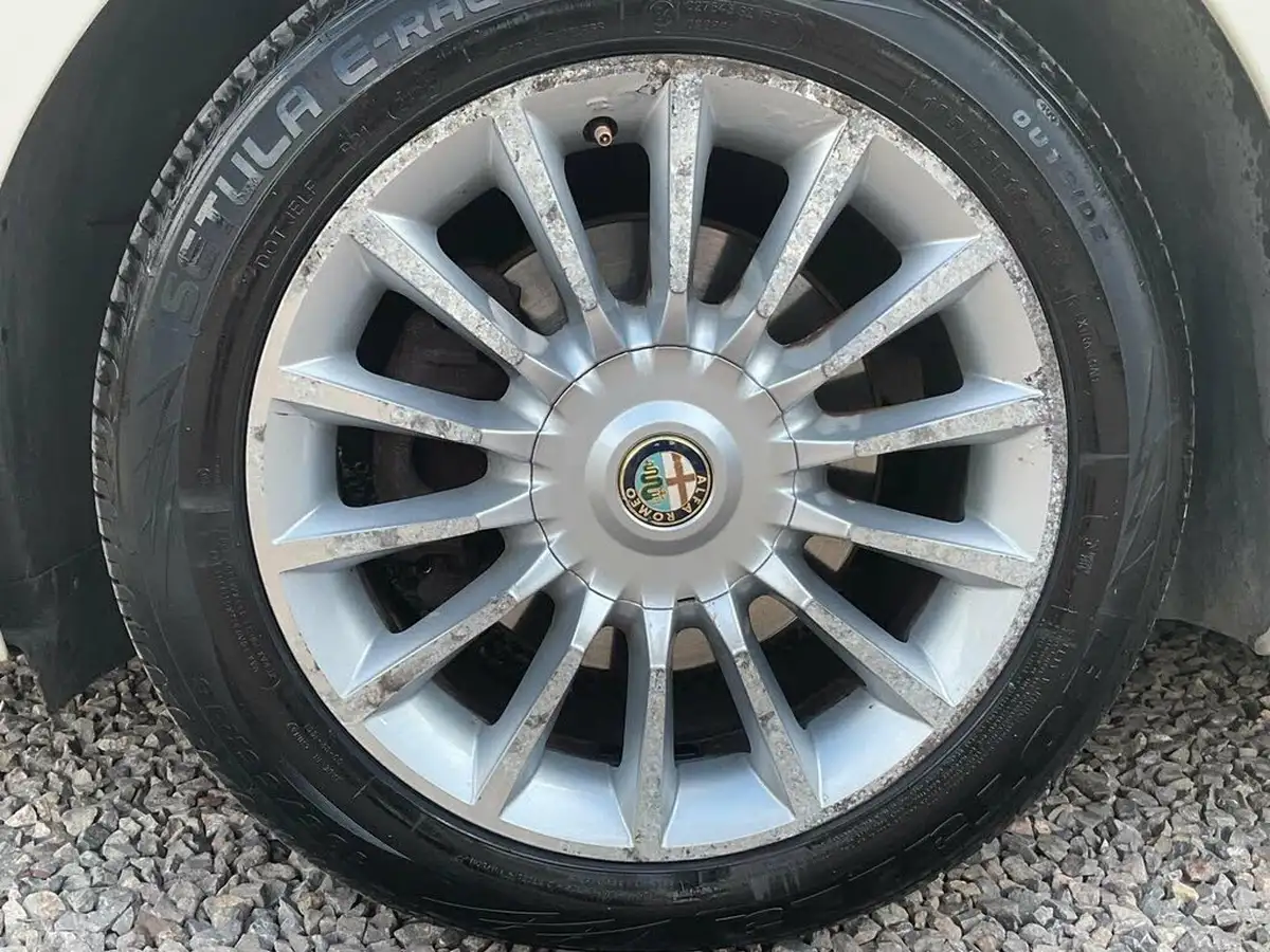 2014-alfa-romeo-mito-13jtdm-2-sprint-big-6