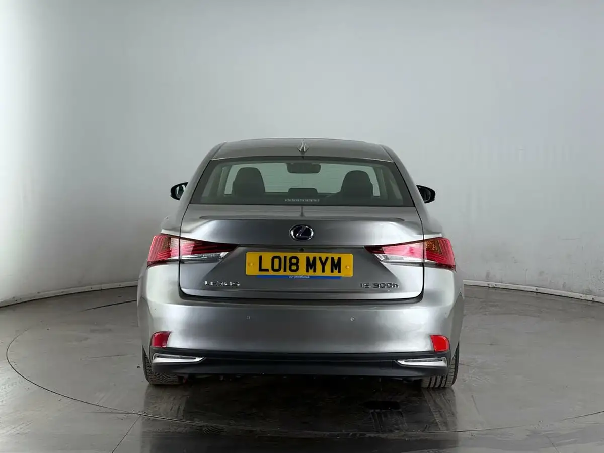 2018-lexus-is-300h-25-advance-lexus-navigation-big-7