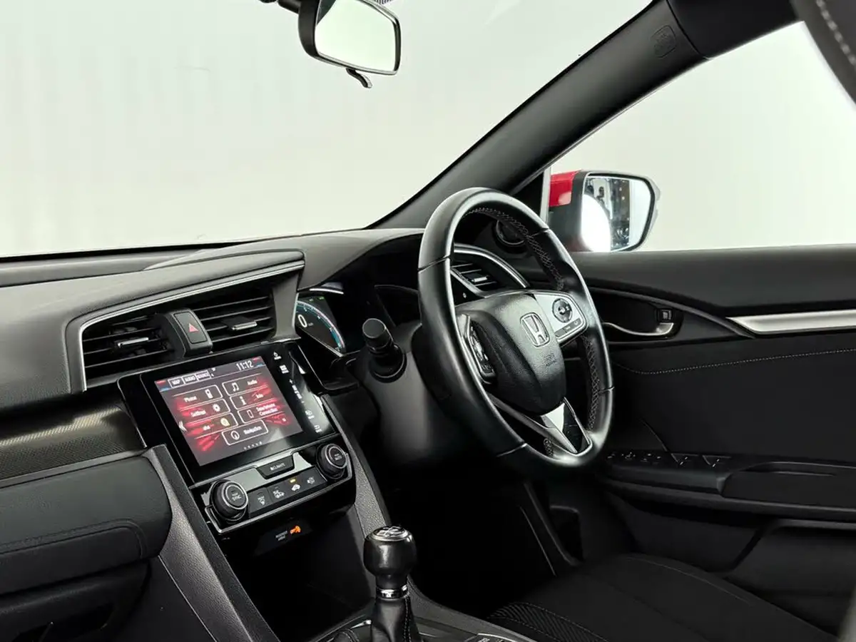 2018-honda-civic-10-vtec-turbo-sr-126ps-hatchback-5d-big-17