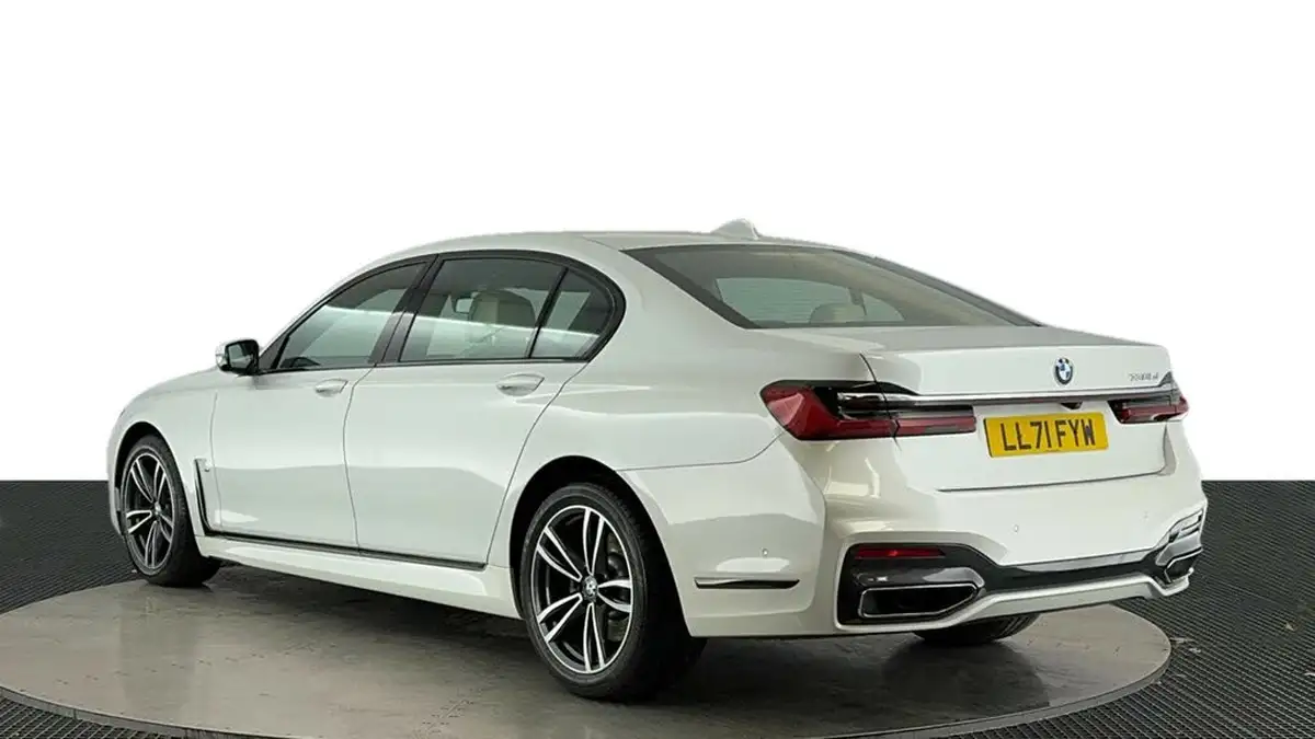 2021-bmw-7-series-30td-730ld-m-sport-big-5