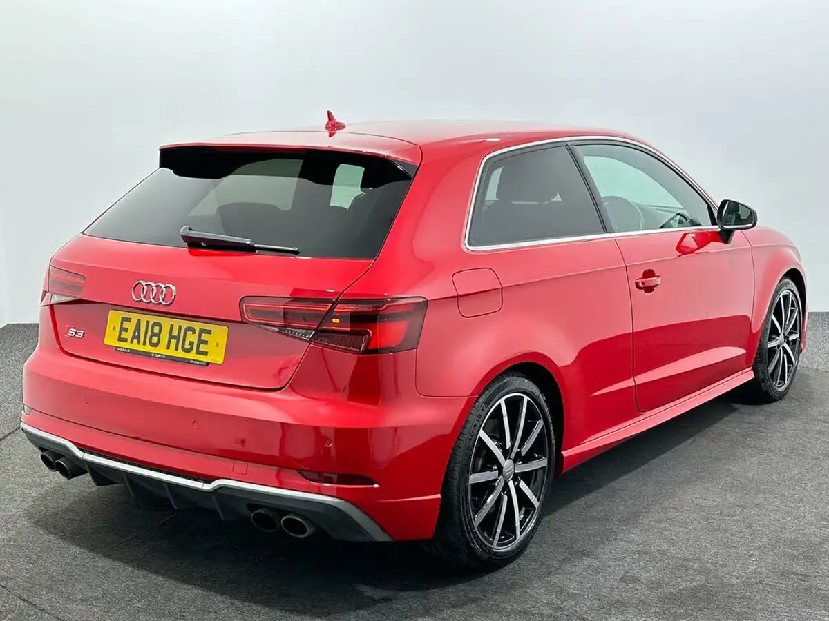 2017-audi-s3-20-tfsi-nav-hatchback-3d-s-tronic-big-7