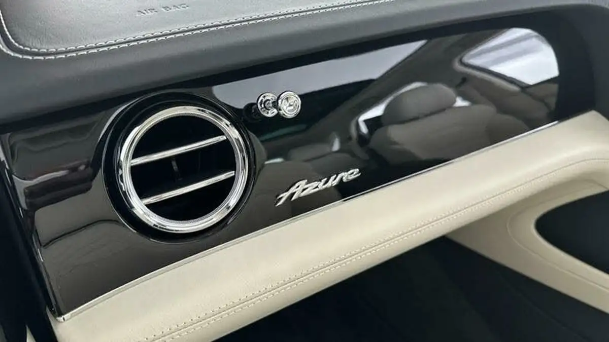 2023-bentley-bentayga-40-v8-big-55